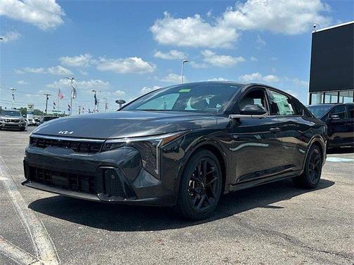 2025 Kia K4 GT-Line Turbo