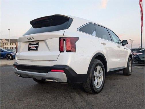 2024 Kia Sorento LX