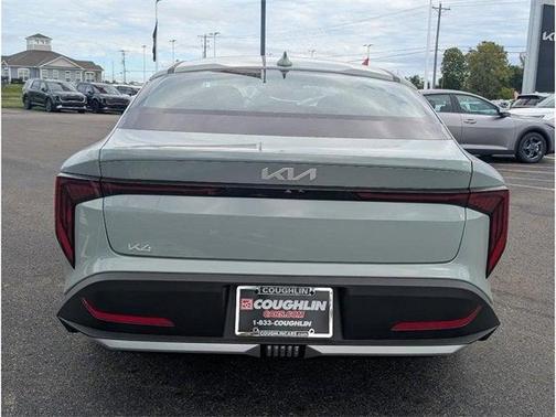 2025 Kia K4 LXS