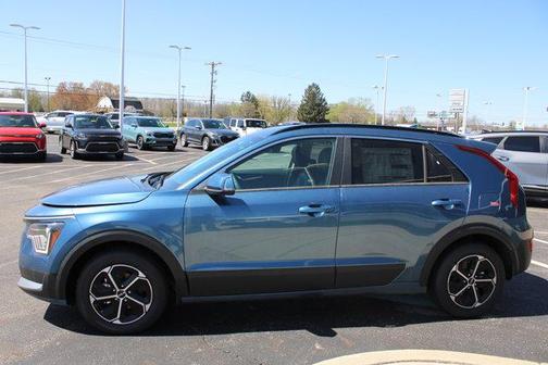 2025 Kia Niro EX