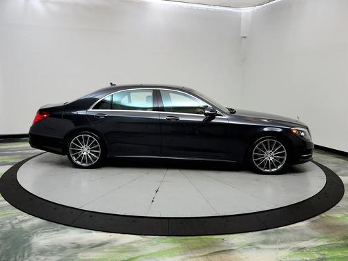 Black 2015 Mercedes-Benz S-Class S550