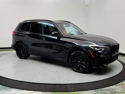 2021 BMW X5 M50i