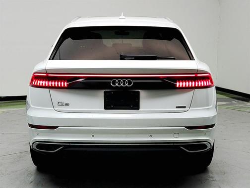 2019 Audi Q8 3.0T Premium Plus