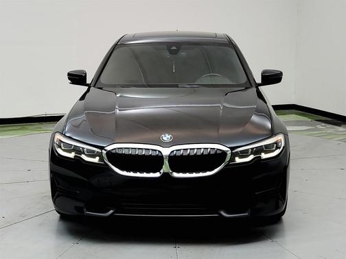 2020 BMW 330 330i