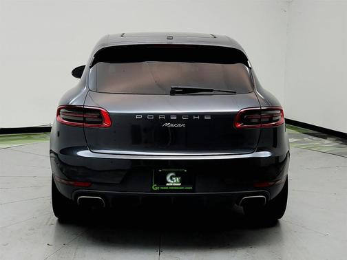 Black 2017 Porsche Macan Macan