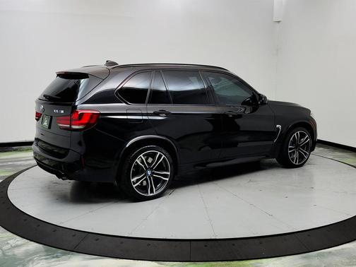 Black 2016 BMW X5 M Base