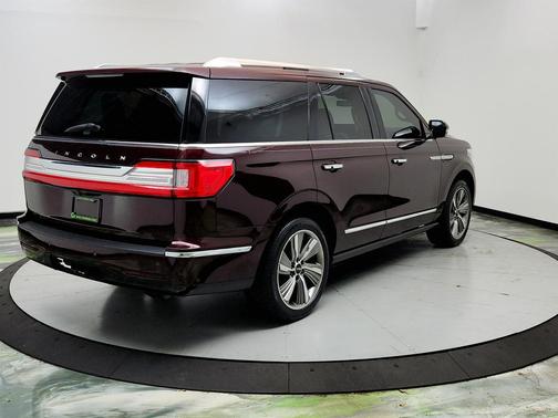 Burgundy 2018 Lincoln Navigator Reserve