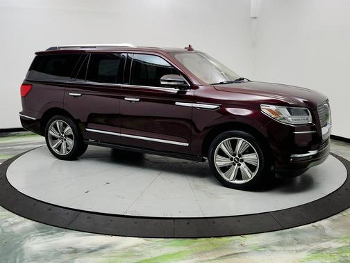Burgundy 2018 Lincoln Navigator Reserve