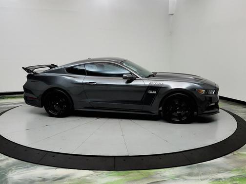 Black 2017 Ford Mustang GT Premium