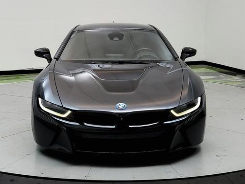 Gray 2015 BMW i8