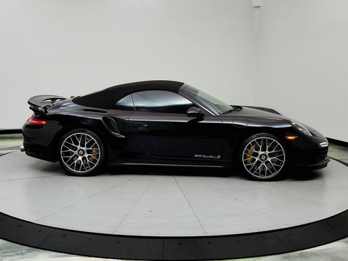 2016 Porsche 911 Turbo S