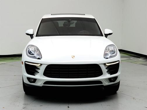 2017 Porsche Macan Base