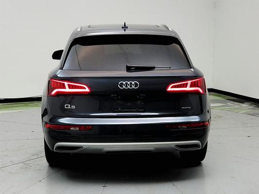 Gray 2019 Audi Q5 2.0T Premium Plus