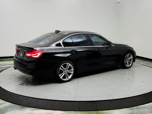 2017 BMW 330 330i
