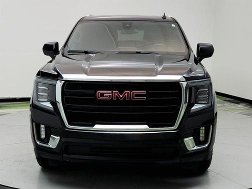 2022 GMC Yukon XL SLE