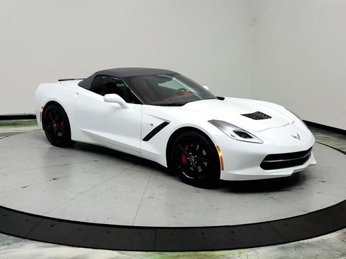 White 2015 Chevrolet Corvette Stingray