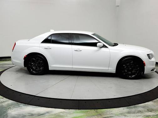 2020 Chrysler 300 S