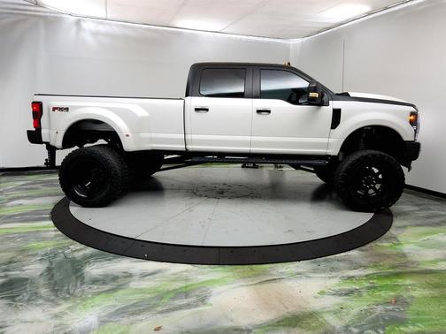 2019 Ford F-350 Lariat