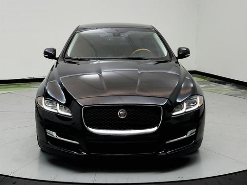 2016 Jaguar XJ XJ R-Sport