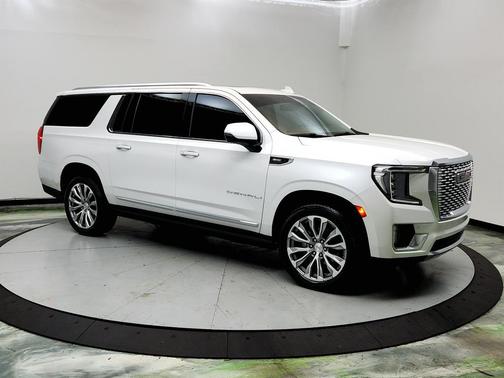 2022 GMC Yukon XL Denali