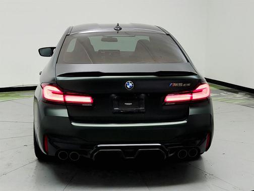Green 2022 BMW M5 Base