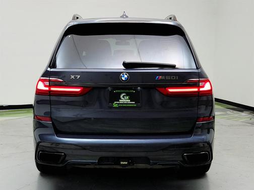 2020 BMW X7 M50i