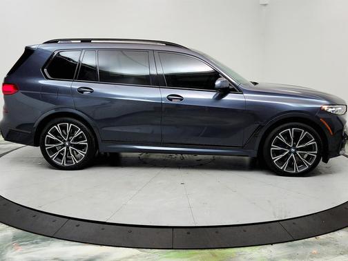 2020 BMW X7 M50i