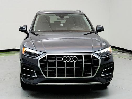 2022 Audi Q5 40 Premium