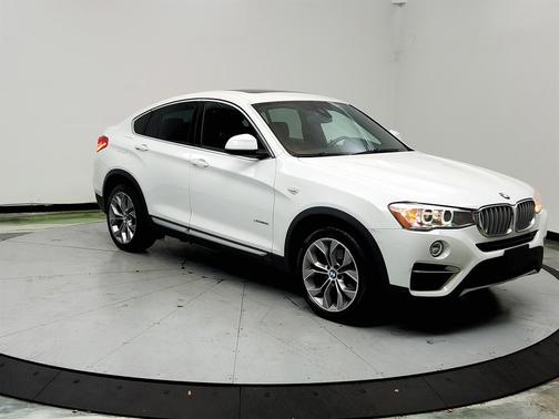 White 2018 BMW X4 xDrive28i