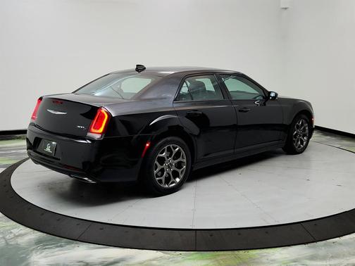 2015 Chrysler 300 S