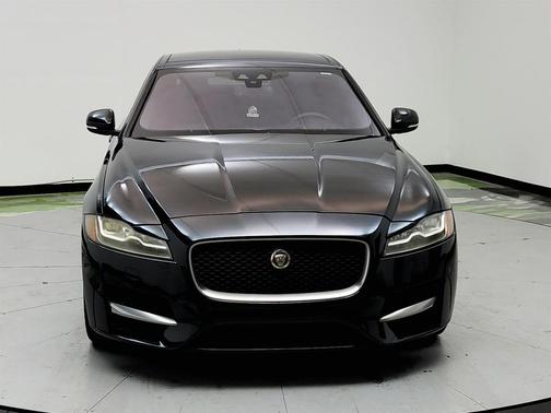 2016 Jaguar XF 35t R-Sport