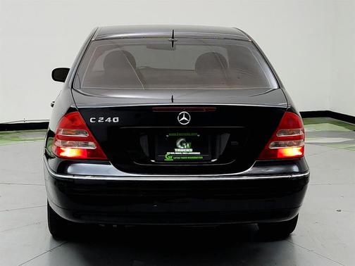 2003 Mercedes-Benz C-Class C240