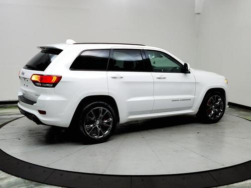 2016 Jeep Grand Cherokee SRT