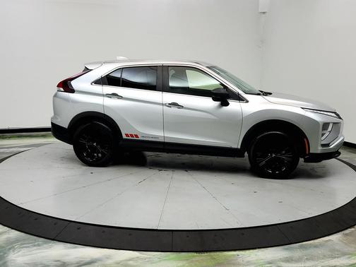 Aluminum 2022 Mitsubishi Eclipse Cross LE