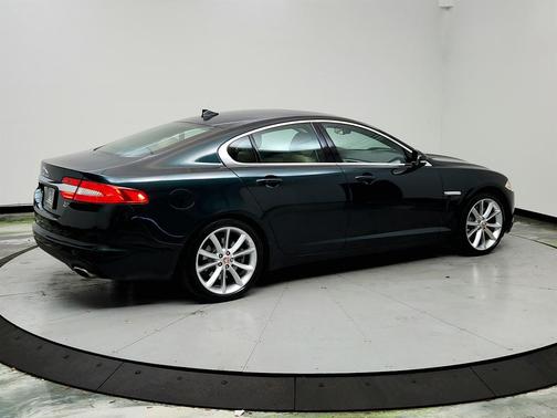 2015 Jaguar XF 3.0 Portfolio