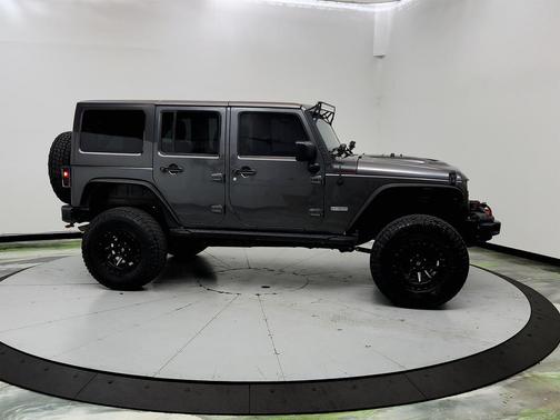 Gray 2017 Jeep Wrangler Unlimited Rubicon