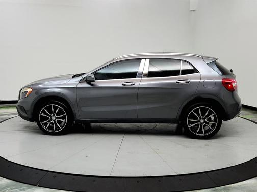 2017 Mercedes-Benz GLA 250 Base