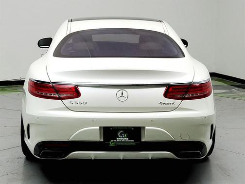 2016 Mercedes-Benz S-Class S550
