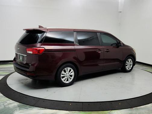 Red 2015 Kia Sedona LX