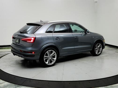 2016 Audi Q3 Prestige