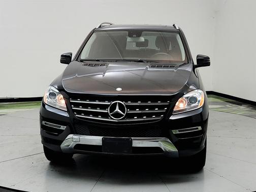 Black 2015 Mercedes-Benz M-Class ML350