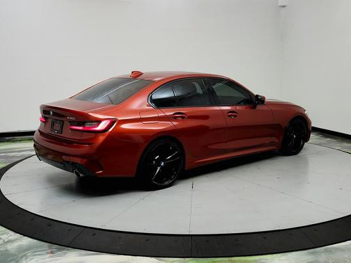 Orange 2019 BMW 330 330i