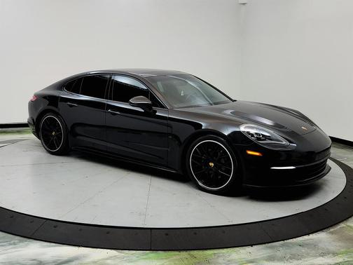 2018 Porsche Panamera 4S