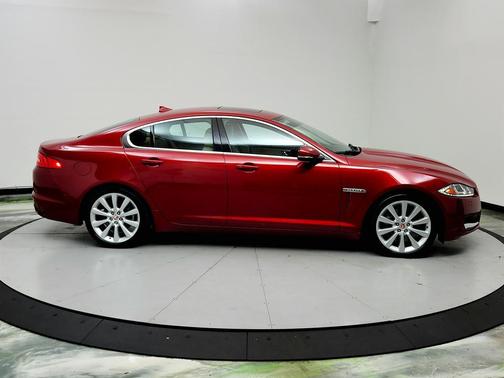 2014 Jaguar XF SC