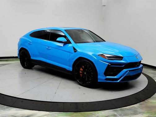Blue 2019 Lamborghini Urus Base