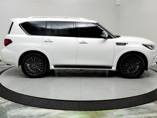 2021 INFINITI QX80 SENSORY