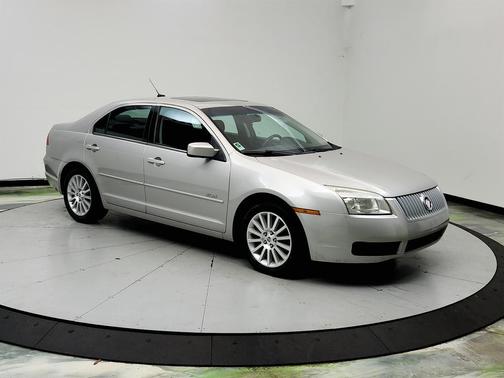 Silver 2008 Mercury Milan Premier