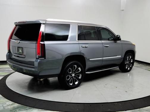 2020 Cadillac Escalade Luxury