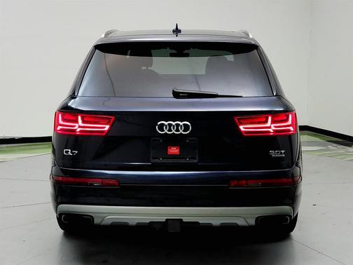 2017 Audi Q7 3.0T Prestige