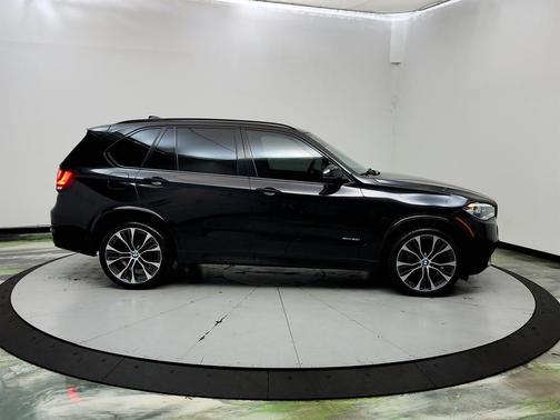 Black 2018 BMW X5 xDrive50i